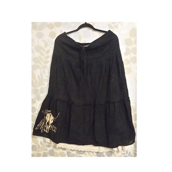 Black Skirt Bonita Sz 2 M or L - Picture 1 of 4